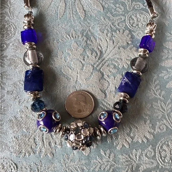 🦌 New Chico's Blue and Silver Beaded Necklace - Picture 3 of 5